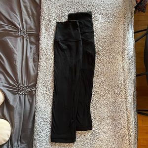 2 PAIRS of LULULEMON ALIGN CROP LEGGINGS!